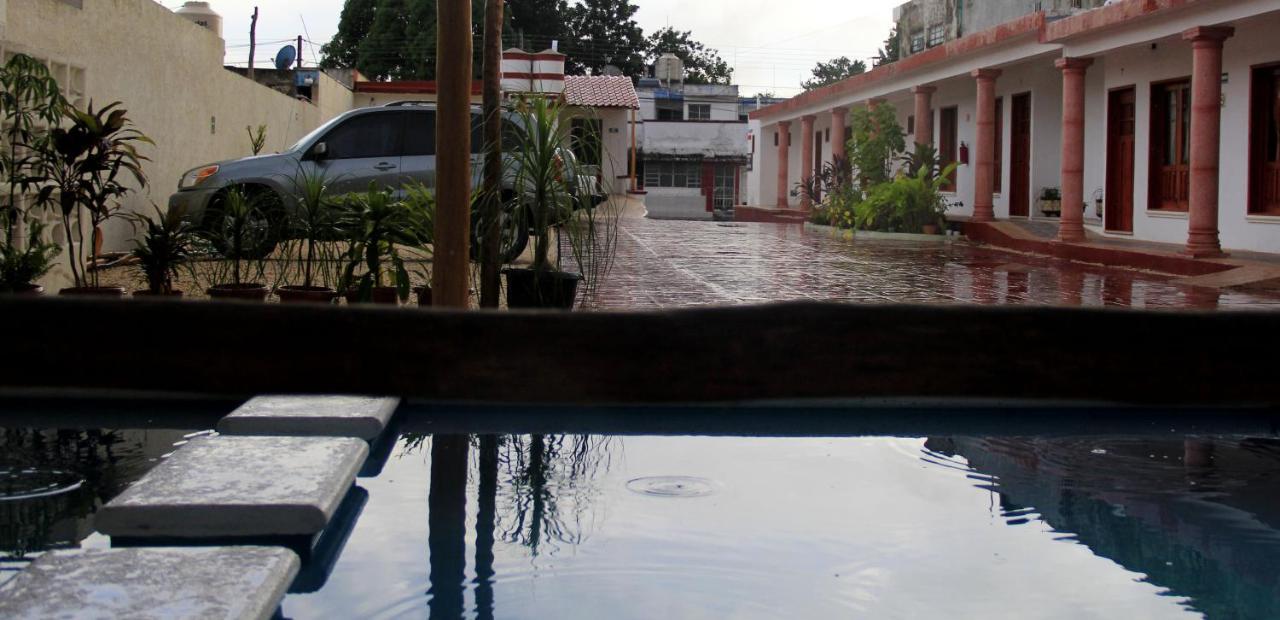 Hotel Las Mestizas Valladolid  Exteriör bild